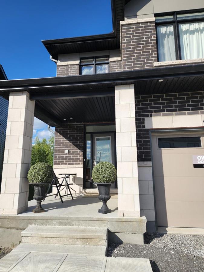 Place You Can Call Home !!! Near Ottawa Airport Exterior foto